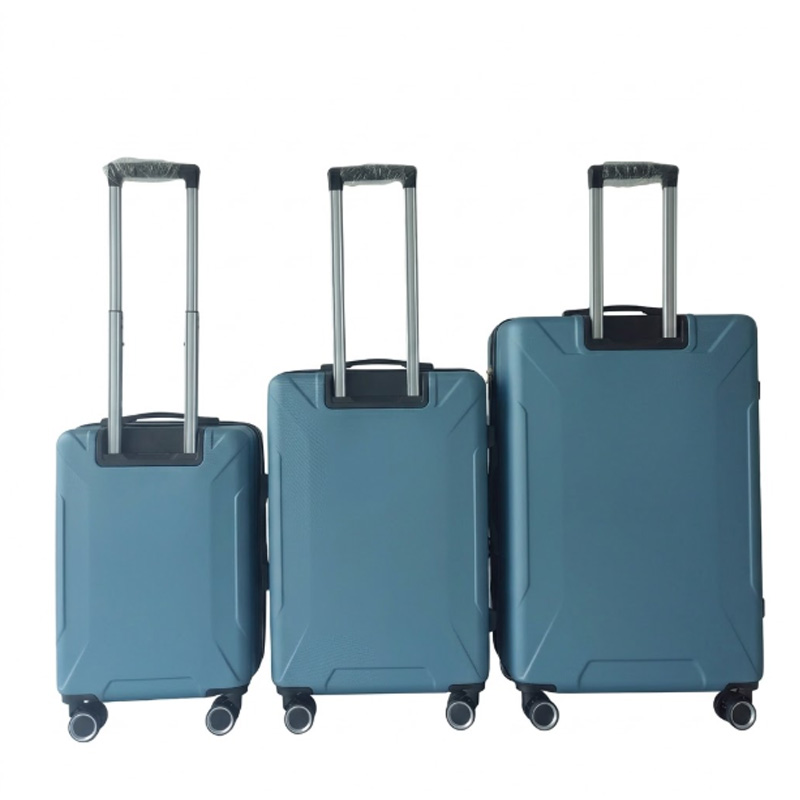 Lightweight scratch-resistant suitcase
